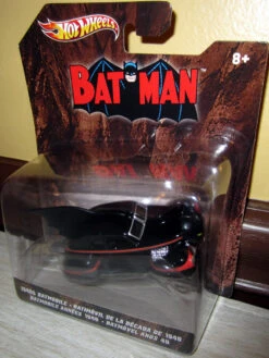 MATTEL 1940s Batmobile, 1-50th Scale
